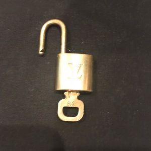 LV Lock